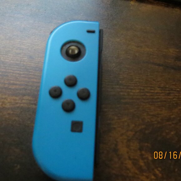 Nintendo Switch Set of Joy Cons READ DESCRIPTION FOR PARTS - Picture 2 of 9